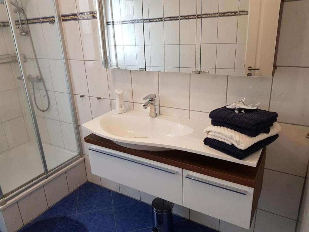 Ferienwohnung Wesergarten Nordenham Buitenkant foto